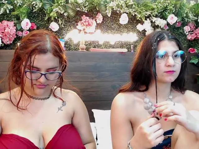 Live sex webcam photo for NinayKylie #274597526