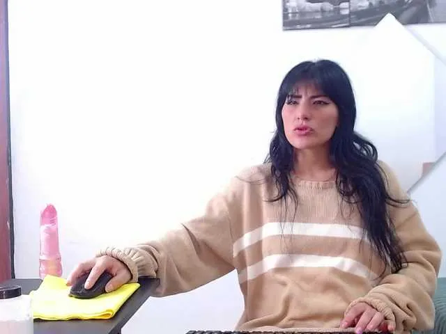 Live sex webcam photo for Ninna-Grey #277470639