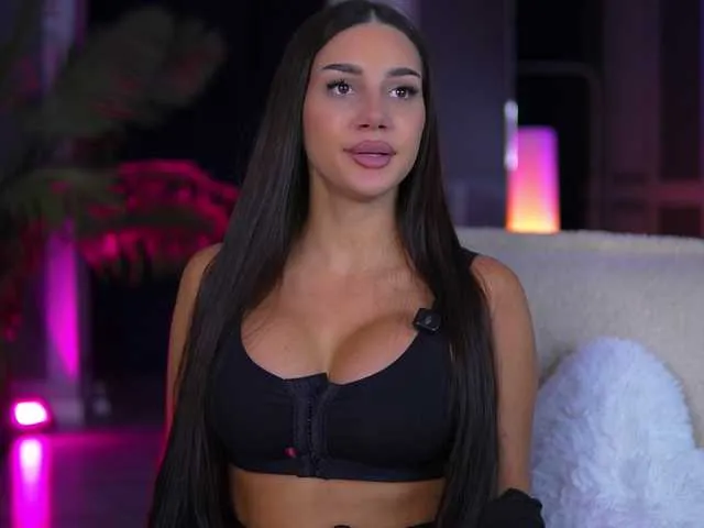 Live sex webcam photo for NinnaVoss #293957289
