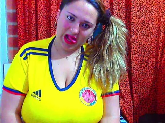 Live sex webcam photo for Ninphoanal #272947565