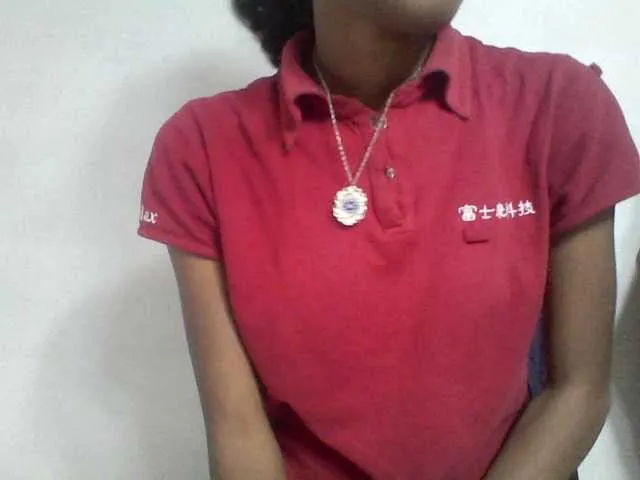 Live sex webcam photo for Nirinah1 #275881976