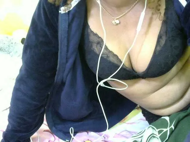 Live sex webcam photo for Nirinnah #276168748