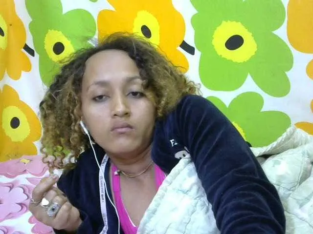 Live sex webcam photo for Nirinnah #276203786