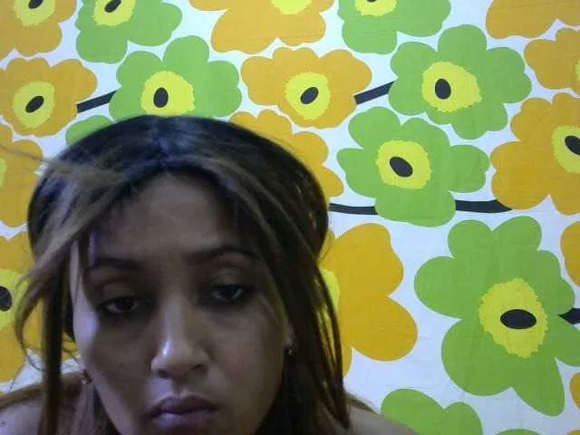 Live sex webcam photo for Nirinnah #276238106