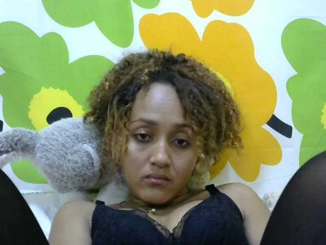 Live sex webcam photo for Nirinnah #276362443