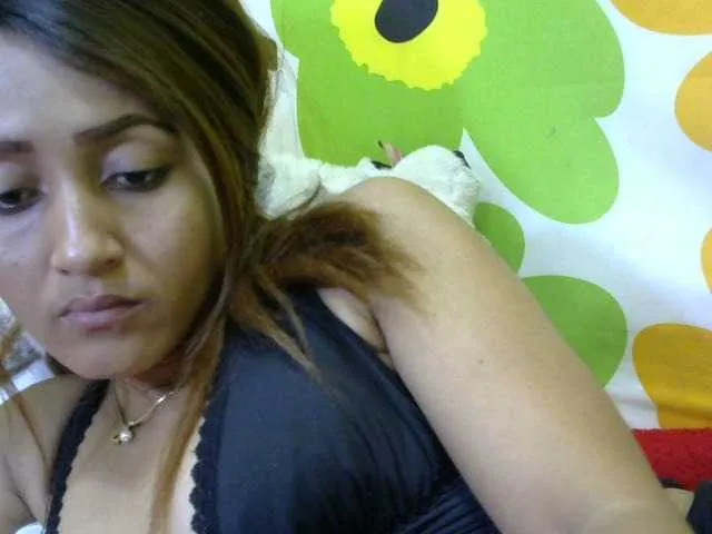 Live sex webcam photo for Nirinnah #276385487