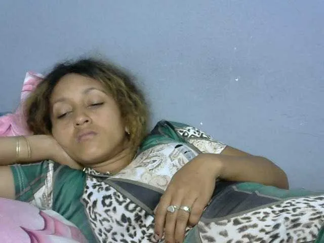 Live sex webcam photo for Nirinnah #277090855