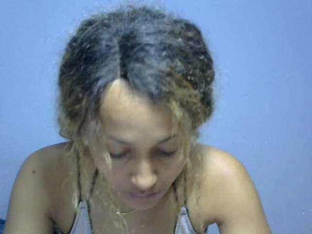 Live sex webcam photo for Nirinnah #277264141