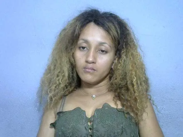 Live sex webcam photo for Nirinnah #277369849