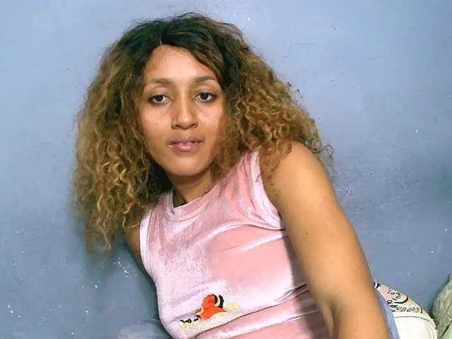 Live sex webcam photo for Nirinnah #277589510