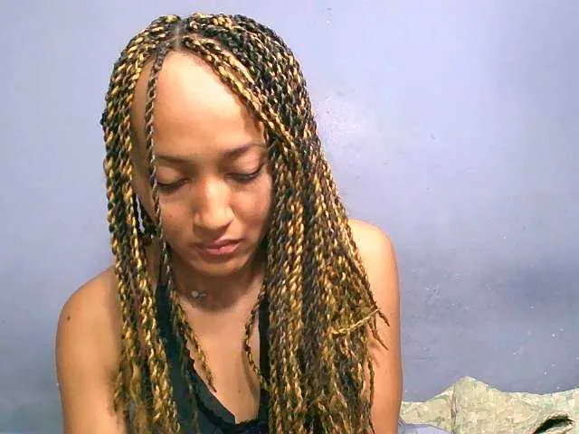 Live sex webcam photo for Nirinnah #277637664