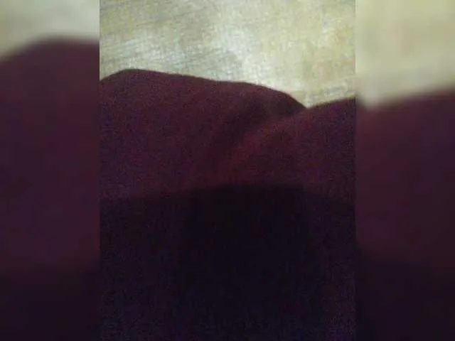 Live sex webcam photo for Nitu2005 #290937835