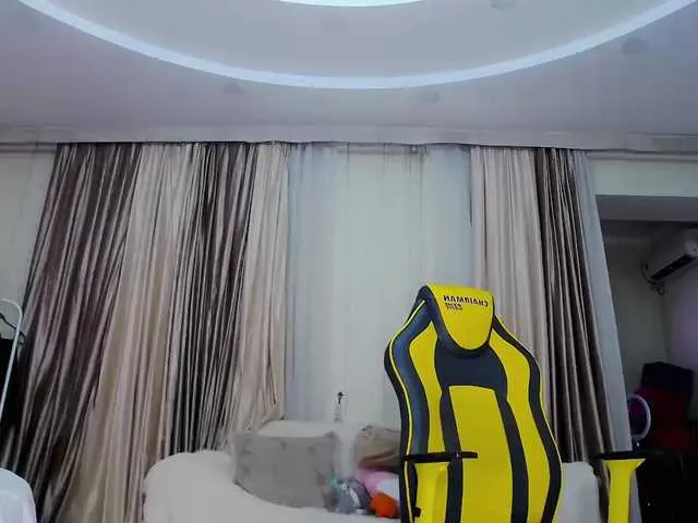 Live sex webcam photo for NiuFromMacau #275659670