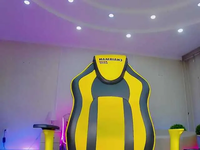 Live sex webcam photo for NiuFromMacau #276165353