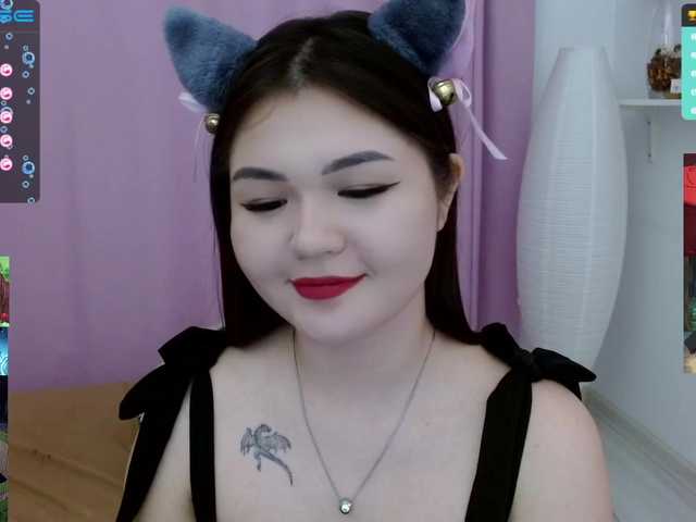 Live sex webcam photo for NiyaDo #273085934