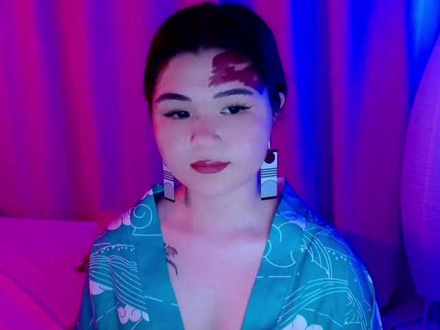 Live sex webcam photo for NiyaDo #273316703