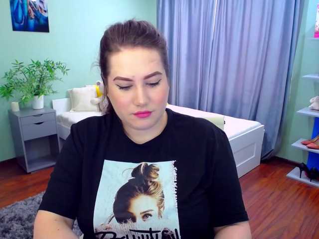 Live sex webcam photo for NoDoubte #273946417