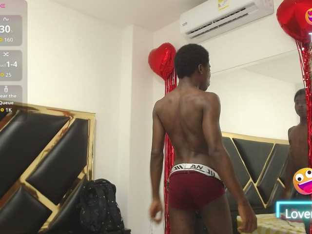 Live sex webcam photo for NoahJhonson69 #293046427