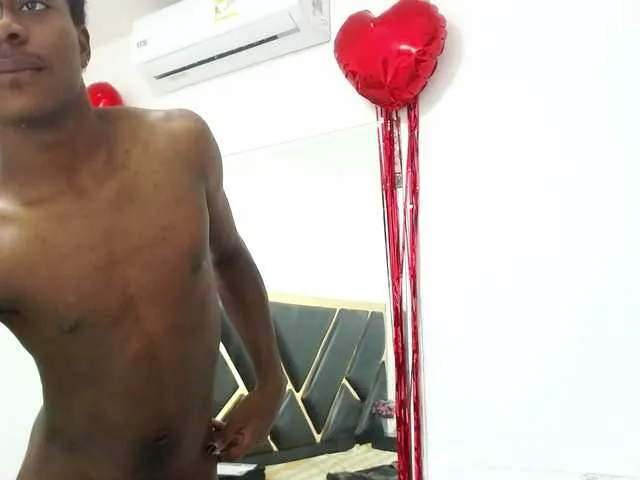 Live sex webcam photo for NoahJhonson69 #293108320