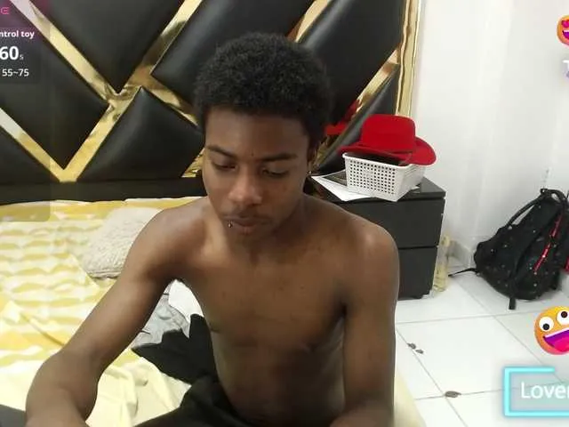 Live sex webcam photo for NoahJhonson69 #293116509