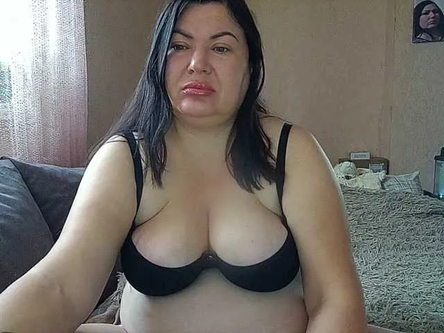 Live sex webcam photo for Noel-Lisa #292087241