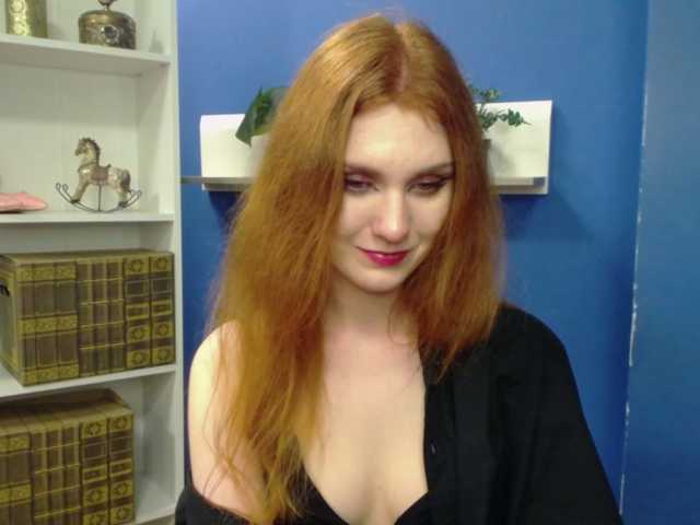 Live sex webcam photo for Noemi-Love #276305642