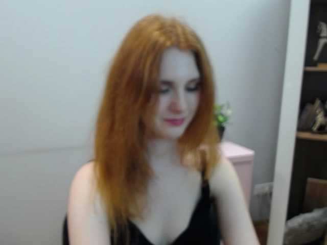 Live sex webcam photo for Noemi-Love #276377386