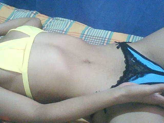 Live sex webcam photo for Noemie28 #277163445