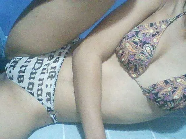 Live sex webcam photo for Noemie28 #278246447