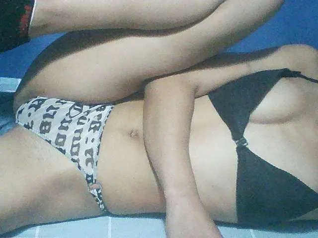 Live sex webcam photo for Noemie28 #280695144