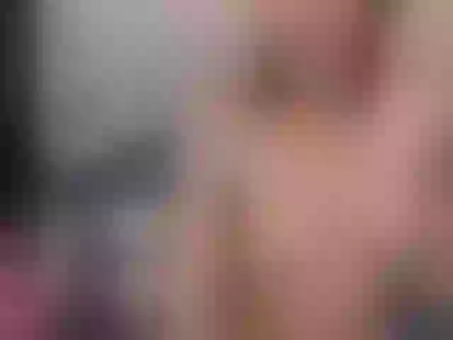 Live sex webcam photo for NoemyAndLian #271935083