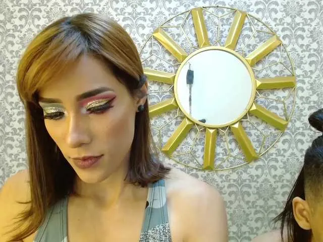 Live sex webcam photo for NoemyAndLian #273034960