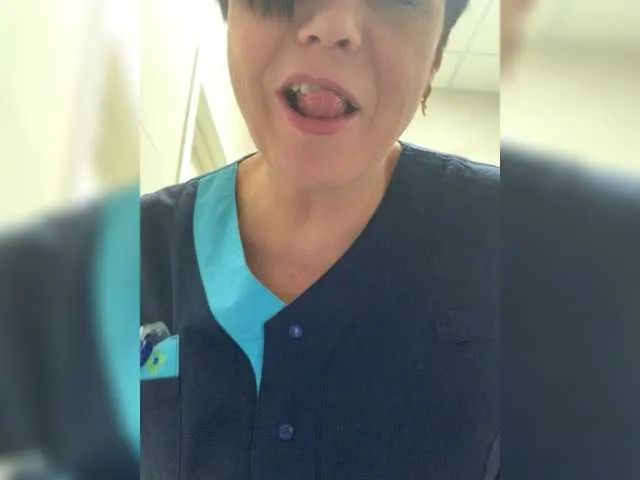 Live sex webcam photo for Nonnohka #277270245