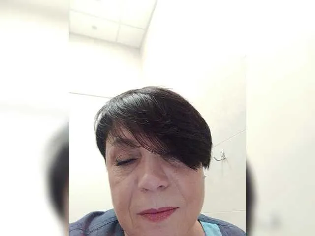 Live sex webcam photo for Nonnohka #277926736