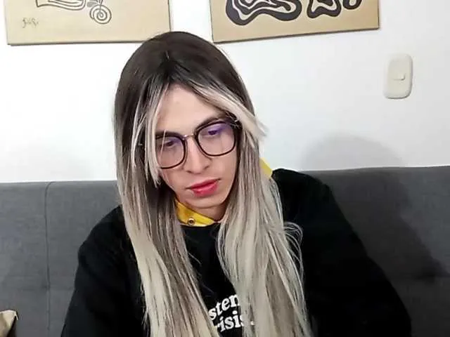 Live sex webcam photo for Norehg #291737831