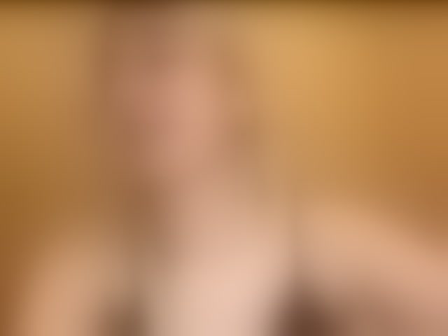 Live sex webcam photo for NorikoFalis #294320943