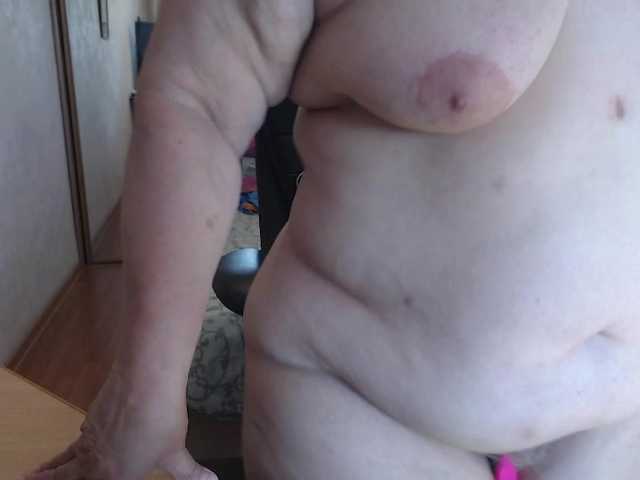 Live sex webcam photo for Norili #288673696