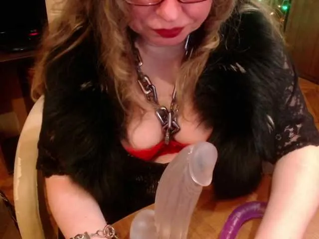 Live sex webcam photo for NormaGin #277825833