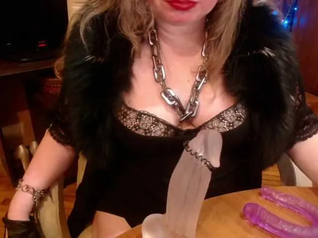 Live sex webcam photo for NormaGin #277921164