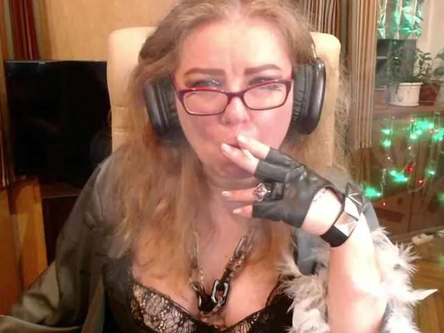 Live sex webcam photo for NormaGin #293971964