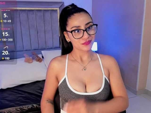 Live sex webcam photo for North-Dio #290407407