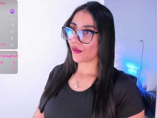 Live sex webcam photo for North-Dio #290772182