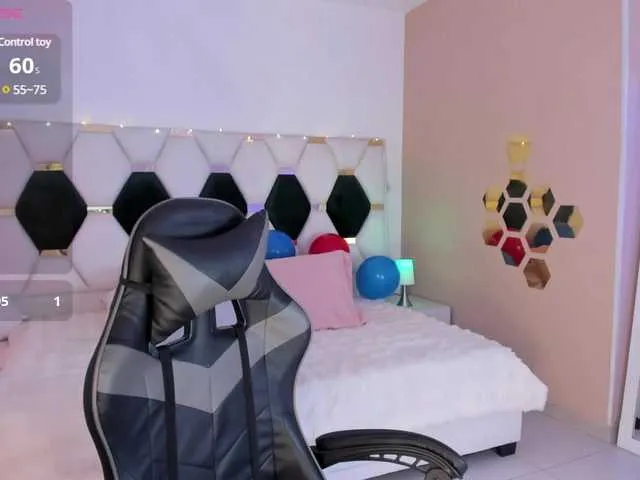 Live sex webcam photo for North-Dio #291410811