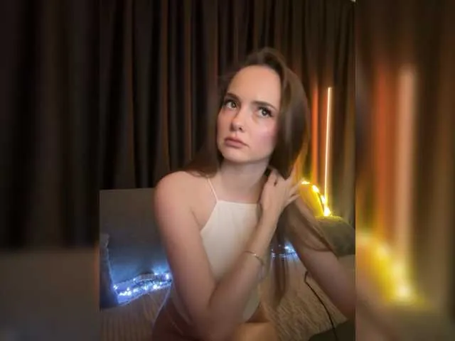 Live sex webcam photo for North-Pole #276610133