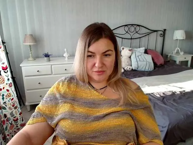 Live sex webcam photo for NotYourBerry #290414625