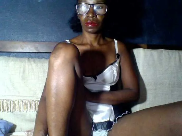 Live sex webcam photo for Nouella #277492333