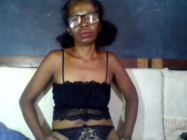 Live sex webcam photo for Nouella #277513749