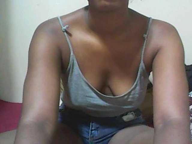 Live sex webcam photo for Noums #271737739