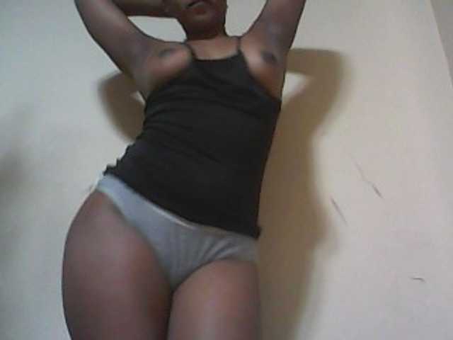 Live sex webcam photo for Noums #272371991