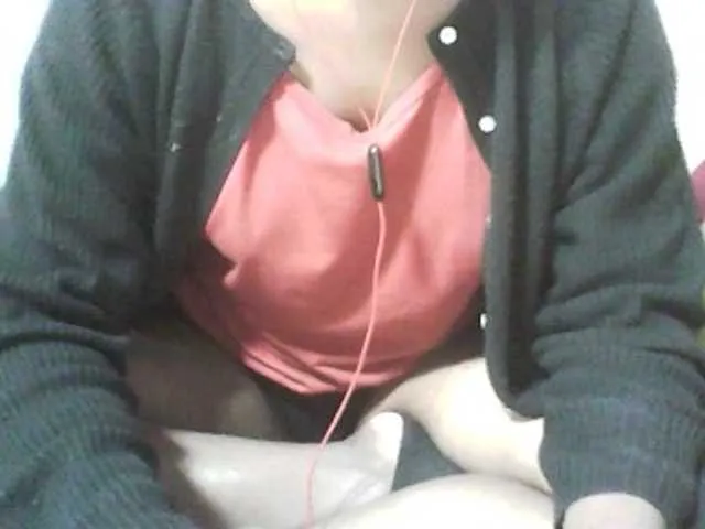 Live sex webcam photo for Noums #273960143